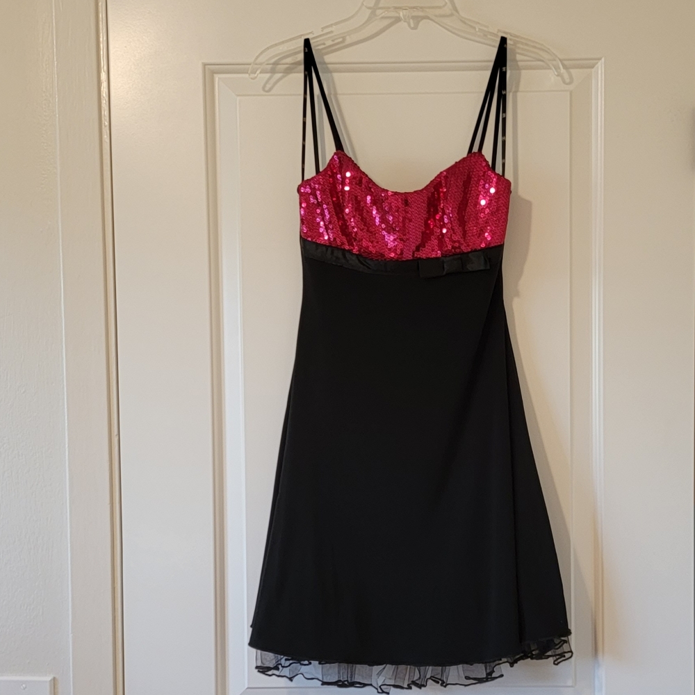 Like New Magenta Sequin Top Black Body Empire Waist Dress Size S